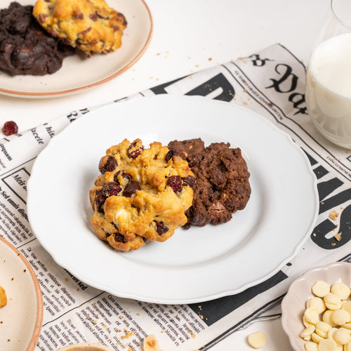 Assorted Box of 2 Cookies